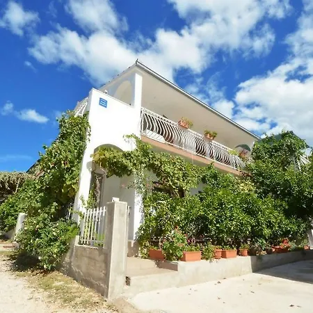 Marija Condominio